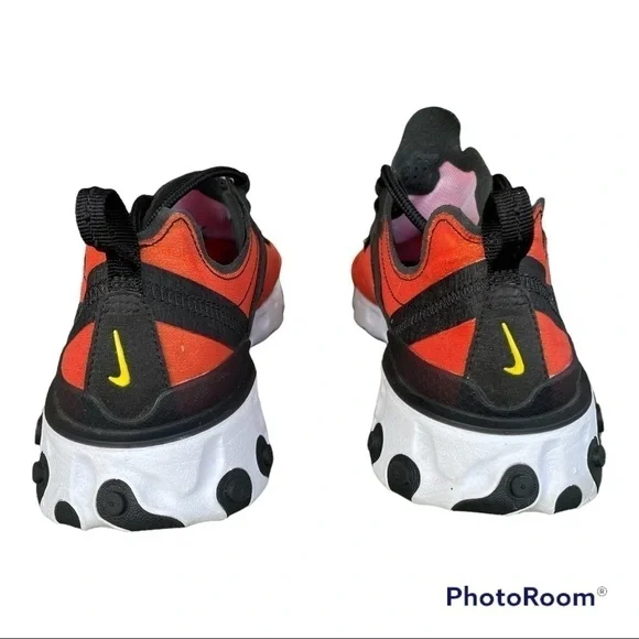 NIKE REACT SNEAKERS SIZE 7 ORANGE  AND BLACK         GREAT CONDITION - Picture 3 of 8